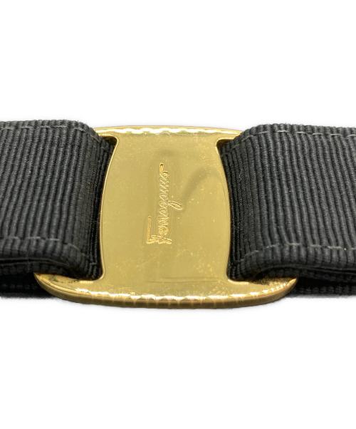 Salvatore Ferragamo（サルヴァトーレ フェラガモ）Salvatore Ferragamo (サルヴァトーレ フェラガモ) ヴァラ チェーンショルダーバッグ ブラックの古着・服飾アイテム