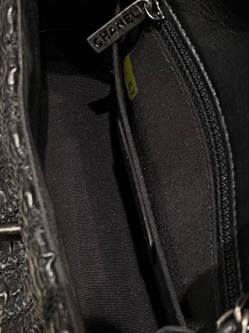 CHANEL（シャネル）CHANEL (シャネル) クロッシュミニチェーンショルダーバッグ ブラック×シルバー金具 サイズ:-の古着・服飾アイテム