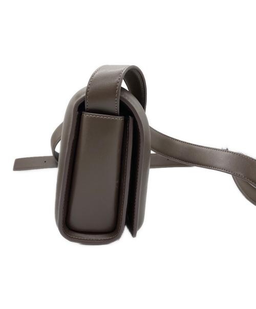 Daniel Wellington（ダニエルウェリントン）Daniel Wellington (ダニエルウェリントン) サディ ショルダーバッグ ブラウンの古着・服飾アイテム