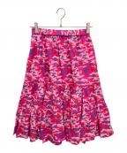 COMME des GARCONS GIRLコムデギャルソンガール）の古着「迷彩柄ティアードスカート」｜ショッキングピンク