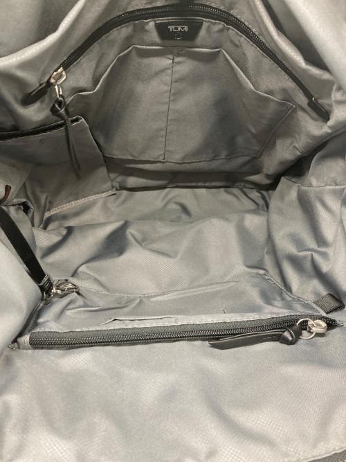 TUMI（トゥミ）TUMI (トゥミ) DEVOE HOPETOTE/デヴォーホープトートバッグ ネイビーの古着・服飾アイテム