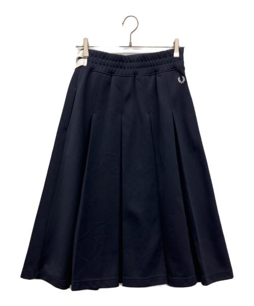 FRED PERRY（フレッドペリー）FRED PERRY (フレッドペリー) FRED PERRY/トラックスカート ネイビー サイズ:58-64の古着・服飾アイテム