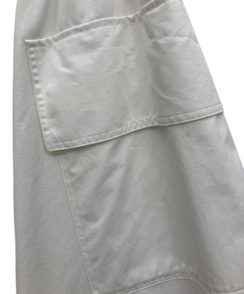 UNITED ARROWS（ユナイテッドアローズ）UNITED ARROWS (ユナイテッドアローズ) カーゴギャザースカート ホワイト サイズ:36の古着・服飾アイテム