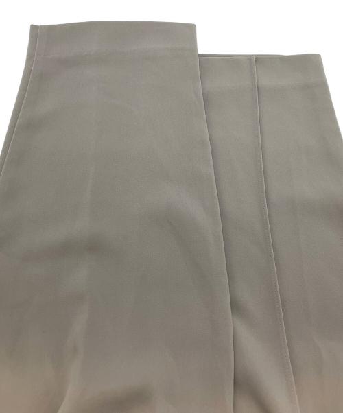 any FAM（エニィ ファム）any FAM (エニィ ファム) 福田麻琴さんコラボ フォーマルセットアップ ライトグレー サイズ:2の古着・服飾アイテム