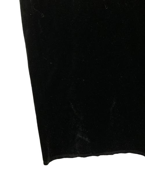 la peau de gem（ラポドゥジェム）la peau de gem (ラポドゥジェム) velor v neck onepiece ブラック サイズ:FREEの古着・服飾アイテム