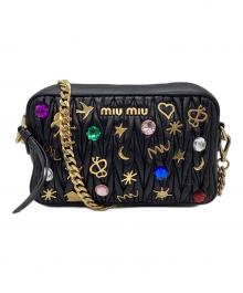 MIU MIU（ミュウミュウ）の古着「マテラッセレザー　ビジューチェーンショルダーバッグ」｜ブラック