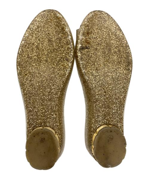 Salvatore Ferragamo（サルヴァトーレ フェラガモ）Salvatore Ferragamo (サルヴァトーレ フェラガモ) ラバーパンプス ゴールド サイズ:6の古着・服飾アイテム