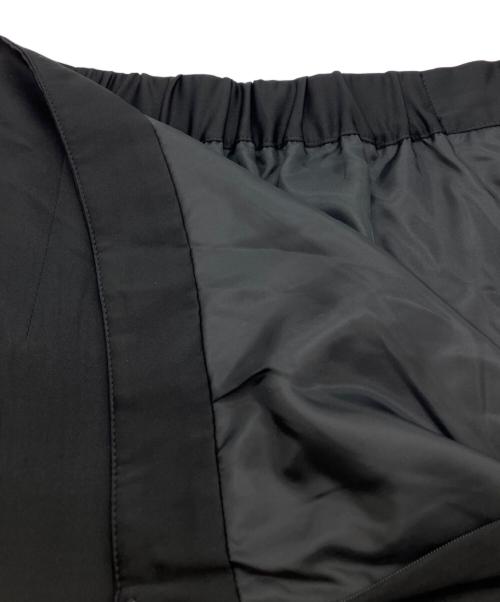 allureville（アルアバイル）allureville (アルアバイル) ソフトサテンバックフリルナロースカート ブラック サイズ:1の古着・服飾アイテム