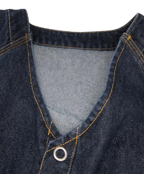 AKTE（アクテ）AKTE (アクテ) Vネックデニムドレス インディゴ サイズ:2 未使用品の古着・服飾アイテム