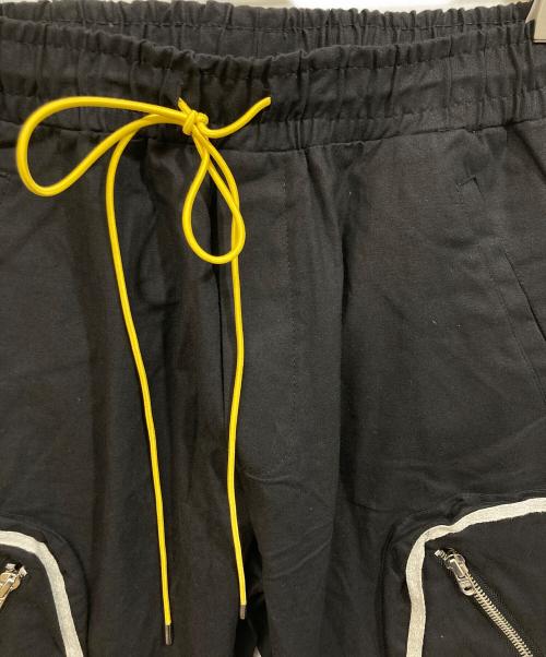 mnml（ミニマル）mnml (ミニマル) CONTRAST TAPED CARGO PANTS ブラック サイズ:SIZE XXLの古着・服飾アイテム