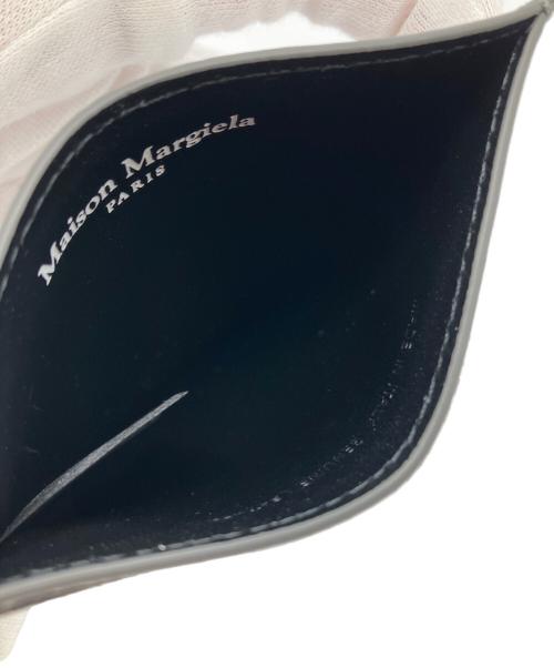 Maison Margiela（メゾンマルジェラ）Maison Margiela (メゾンマルジェラ) 4ステッチメタリックシルバーカードケース シルバーの古着・服飾アイテム