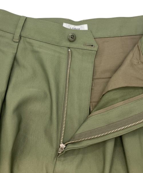 LOEFF（ロエフ）LOEFF (ロエフ) タックパンツ　コットンナイロンパンツ カーキ サイズ:1の古着・服飾アイテム