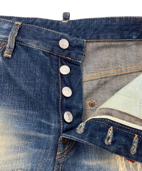DSQUARED2（ディースクエアード）DSQUARED2 (ディースクエアード) CLASSIC KENNY TWIST JEAN　ハードクラッシュ加工デストロイドデニムパンツ インディゴ サイズ:44の古着・服飾アイテム