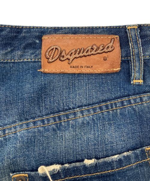 DSQUARED2（ディースクエアード）DSQUARED2 (ディースクエアード) CLASSIC KENNY TWIST JEAN　ハードクラッシュ加工デストロイドデニムパンツ インディゴ サイズ:44の古着・服飾アイテム