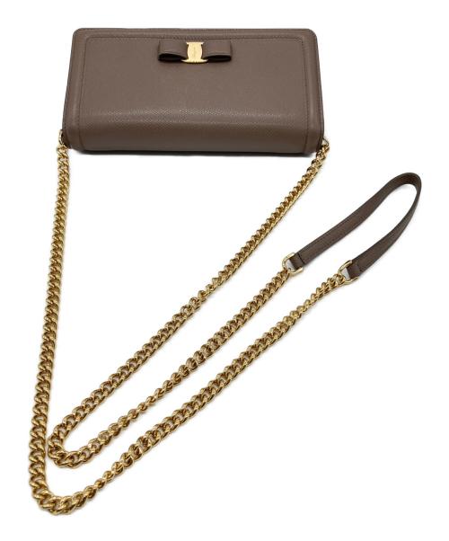 Salvatore Ferragamo（サルヴァトーレ フェラガモ）Salvatore Ferragamo (サルヴァトーレ フェラガモ) ヴァラリボン 2WAYミニバッグ(クラッチバッグ/チェーンショルダーバッグ) ブラウンの古着・服飾アイテム