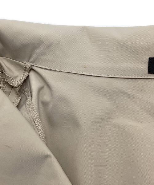 FOXEY NEWYORK（フォクシーニューヨーク）FOXEY NEWYORK (フォクシーニューヨーク) トレンチコート ベージュ サイズ:freeの古着・服飾アイテム