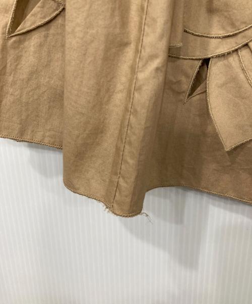 PRADA SPORTS（プラダスポーツ）PRADA SPORTS (プラダスポーツ) フラワースカート ベージュ サイズ:36の古着・服飾アイテム