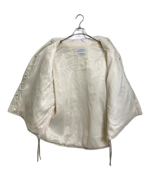 Adam et Rope（アダム エ ロペ）Adam et Rope (アダム エ ロペ) サステナブルキルティングジャケット　中綿ジャケット　アウター ホワイト サイズ:FREEの古着・服飾アイテム