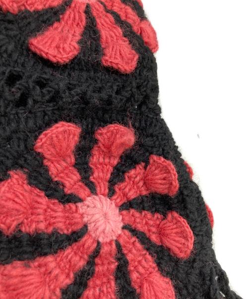 Mcmachan Woolen（マクマーンウーレン）mcmachan woolen (マクマーンウーレン) クロシェフラワージップカーディガン クロシェカーディガン ブラック×ピンク サイズ:不明の古着・服飾アイテム