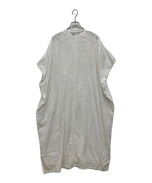 mizuiro-ind（ミズイロインド）mizuiro-ind (ミズイロインド) バンドカラージャガードワンピース ホワイト サイズ:Fの古着・服飾アイテム