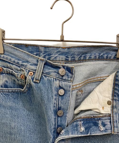 LEVI'S（リーバイス）LEVI'S (リーバイス) デニムパンツ インディゴ サイズ:ｗ27の古着・服飾アイテム