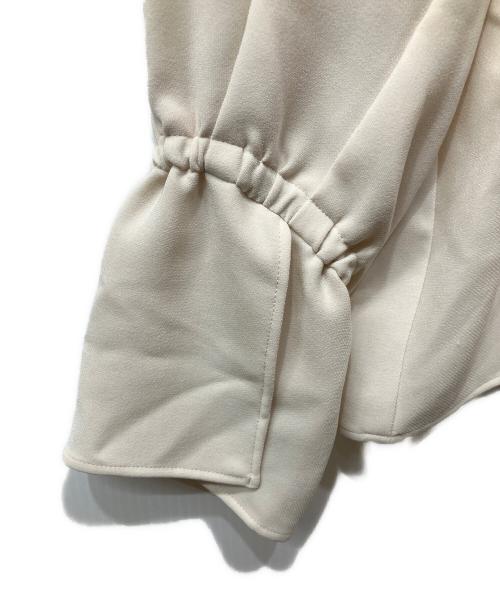 Col Pierrot（コルピエロ）Col Pierrot (コルピエロ) スリーブギャザーブラウス ベージュ サイズ:38の古着・服飾アイテム
