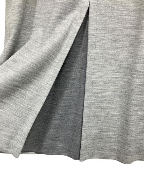 BURBERRY（バーバリー）BURBERRY (バーバリー) メランジウール混ジャージー スカート ライトグレー サイズ:IT 38の古着・服飾アイテム