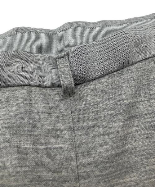 BURBERRY（バーバリー）BURBERRY (バーバリー) メランジウール混ジャージー スカート ライトグレー サイズ:IT 38の古着・服飾アイテム