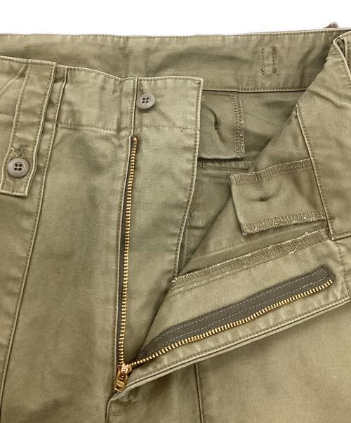 CLOTH&CROSS（クロスアンドクロス）CLOTH&CROSS (クロスアンドクロス) ベイカーパンツ オリーブ サイズ:2の古着・服飾アイテム