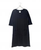 CHANELシャネル）の古着「ココボタンニットワンピース」｜ブラック