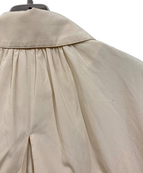 martinique（マルティニーク）martinique (マルティニーク) ギャザーステンカラーコート アイボリー サイズ:SIZE Freeの古着・服飾アイテム