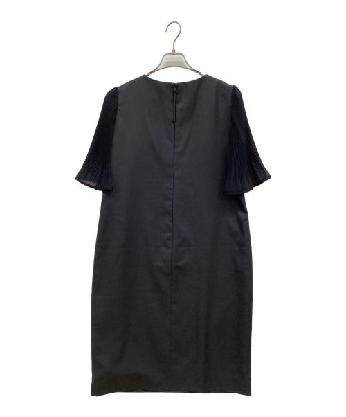 Rose Tiara（ローズティアラ）Rose Tiara (ローズティアラ) プリーツスリーブワンピース ブラック サイズ:38の古着・服飾アイテム