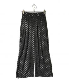 DOUDOU（ドゥドゥ）の古着「ドットタックワイドパンツ」｜ブラック