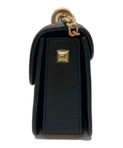 CHARLES & KEITH（チャールズアンドキース）CHARLES & KEITH (チャールズアンドキース) Woven Boxy Push Lock Textured Bag ブラックの古着・服飾アイテム