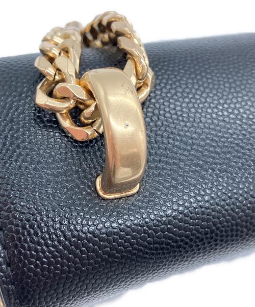 CHARLES & KEITH（チャールズアンドキース）CHARLES & KEITH (チャールズアンドキース) Woven Boxy Push Lock Textured Bag ブラックの古着・服飾アイテム