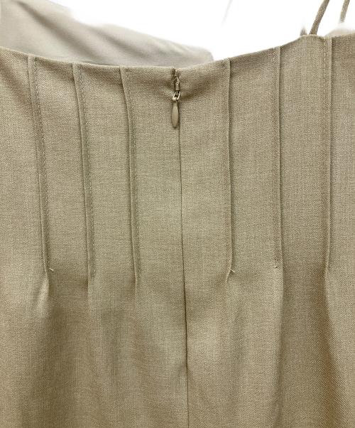 JOSE MOON（ジョゼムーン）JOSE MOON (ジョゼムーン) RAMDOM STRAP CAMISOLE DRESS カーキ サイズ:Fの古着・服飾アイテム