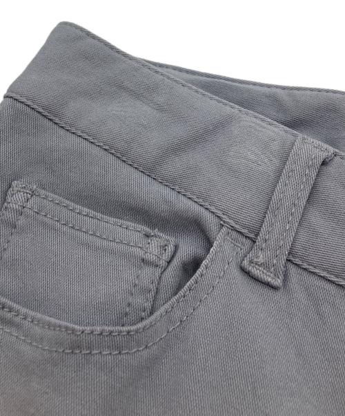 LANVIN en Bleu（ランバンオンブルー）LANVIN en Bleu (ランバンオンブルー) バルキーガムストレッチ 5ポケット スキニー カラーパンツ グレー サイズ:48の古着・服飾アイテム