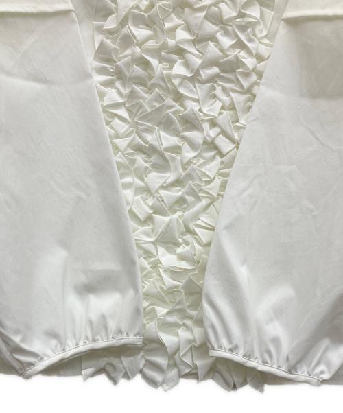 UNITED ARROWS（ユナイテッドアローズ）UNITED ARROWS (ユナイテッドアローズ) リッチフリル ブラウス ホワイト サイズ:FREEの古着・服飾アイテム