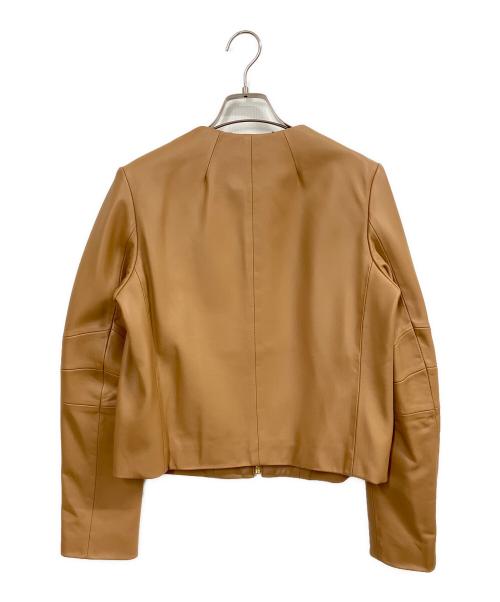 BEIGE（ベイジ）BEIGE (ベイジ) ノーカラーラムレザージャケット ベージュ サイズ:4の古着・服飾アイテム