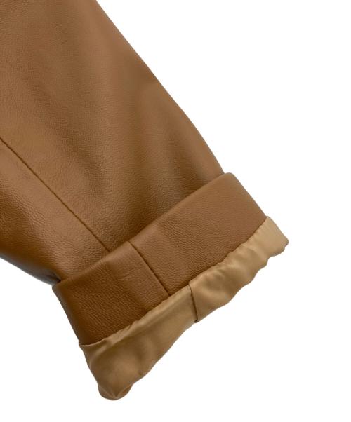 BEIGE（ベイジ）BEIGE (ベイジ) ノーカラーラムレザージャケット ベージュ サイズ:4の古着・服飾アイテム