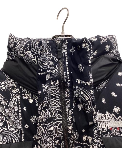 FIRST DOWN（ファーストダウン）FIRST DOWN (ファーストダウン) ペイズリー柄 ダウンジャケット ブラック サイズ:Sの古着・服飾アイテム