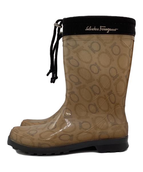 Salvatore Ferragamo（サルヴァトーレ フェラガモ）Salvatore Ferragamo (サルヴァトーレ フェラガモ) レインブーツ ベージュ サイズ:6の古着・服飾アイテム