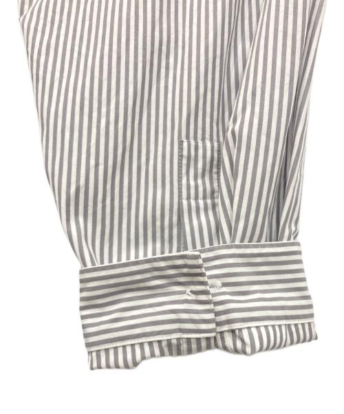 ATON（エイトン）ATON (エイトン) SHRINK COTTON OVERSIZED LONG SHIRT/シュリンクコットンオーバーサイズロングシャツ グレー×ホワイト サイズ:06の古着・服飾アイテム