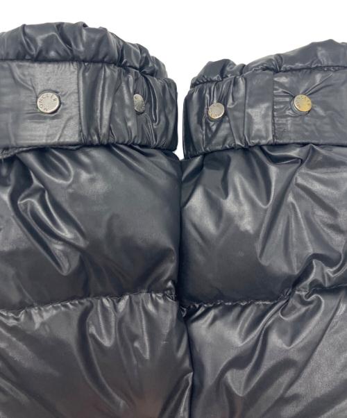 MONCLER（モンクレール）MONCLER (モンクレール) HIMALAYAダウンジャケット ブラックの古着・服飾アイテム