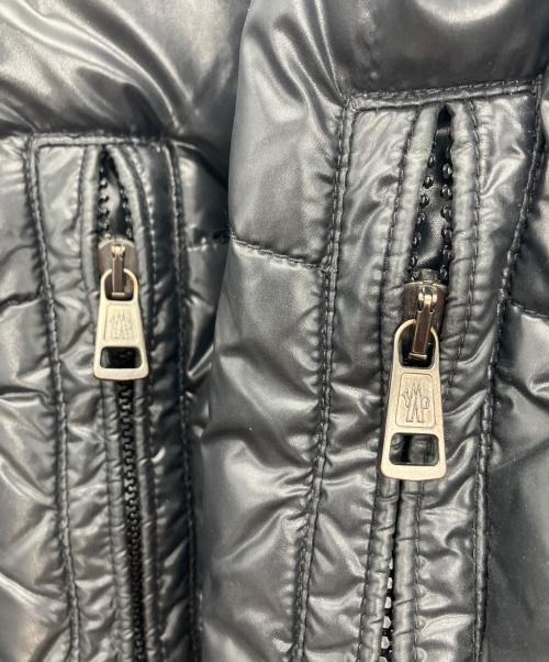 MONCLER（モンクレール）MONCLER (モンクレール) HIMALAYAダウンジャケット ブラックの古着・服飾アイテム