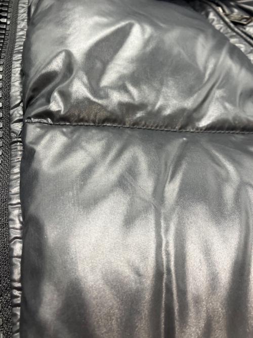 MONCLER（モンクレール）MONCLER (モンクレール) HIMALAYAダウンジャケット ブラックの古着・服飾アイテム