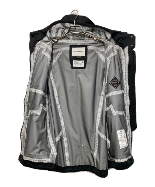 WHITE MOUNTAINEERING（ホワイトマウンテ二アニング）WHITE MOUNTAINEERING (ホワイトマウンテ二アニング) GORE-TEX CONTRASTED MOUNTAIN PARKA ブラック サイズ:２の古着・服飾アイテム