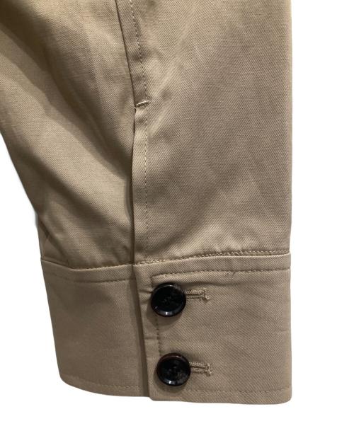 JUSGLITTY（ジャスグリッティー）JUSGLITTY (ジャスグリッティー) 撥水フード付きショートトレンチコート ベージュ サイズ:1の古着・服飾アイテム