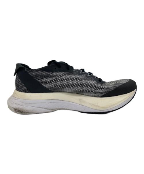 adidas（アディダス）adidas (アディダス) ローカットスニーカー ブラック サイズ:28の古着・服飾アイテム