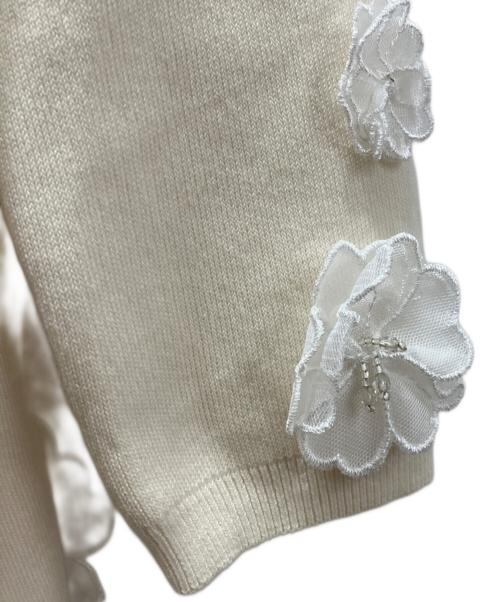UNITED ARROWS（ユナイテッドアローズ）UNITED ARROWS (ユナイテッドアローズ) 3D フラワーモチーフ ニット プルオーバー オフホワイト サイズ:FREEの古着・服飾アイテム